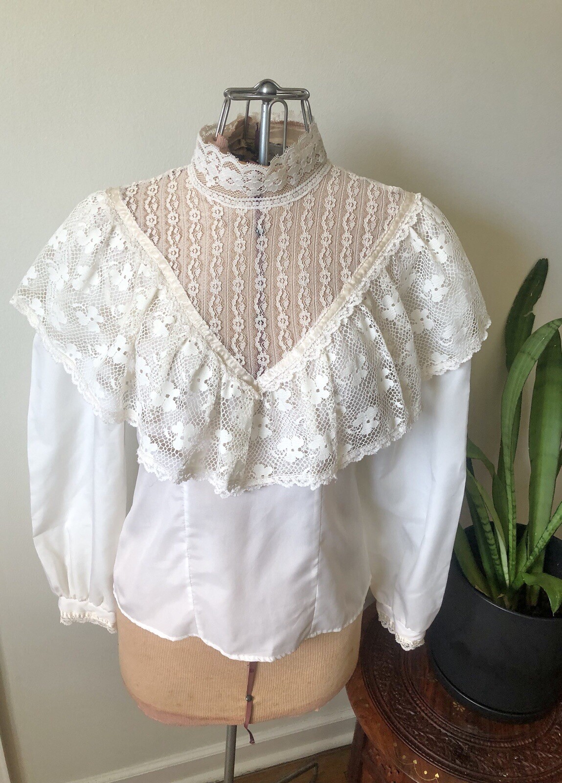 70’s Cream Victorian Inspired Top