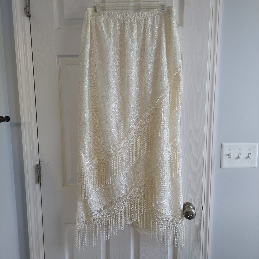 Vintage Ivory/Cream/Off White Lace Layered Fringe Skirt BOHO Renaissance Western