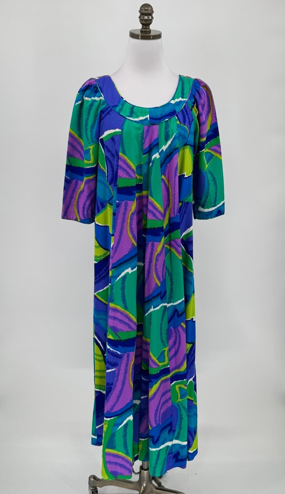 Vintage 60s McInerny Honolulu Vibrant Multicolor Abstract Kaftan Maxi Dress