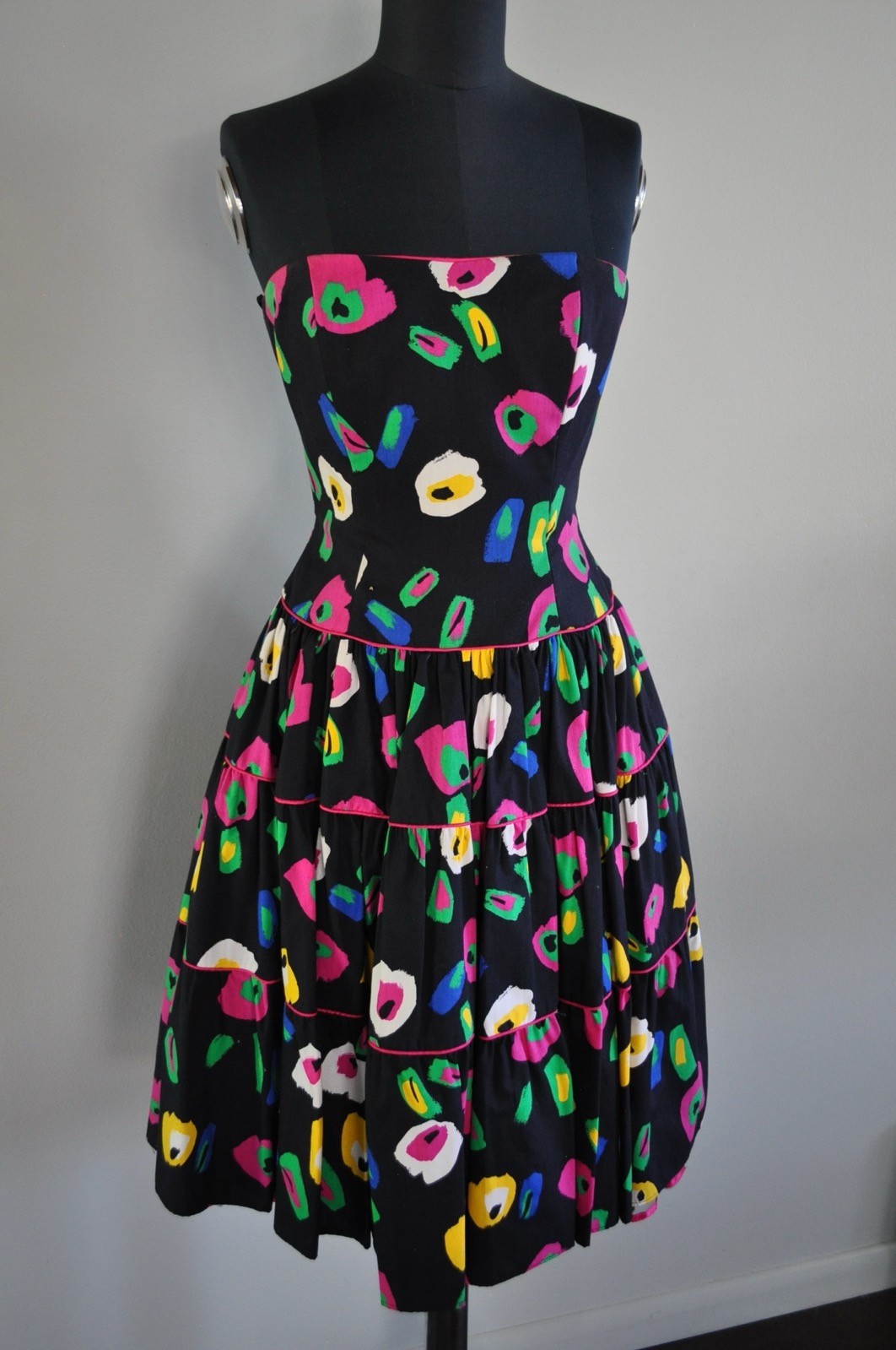 Vintage Prom Dress 1980’s AJ Bari Size 8 Black with Geometric Pattern Drop Waist