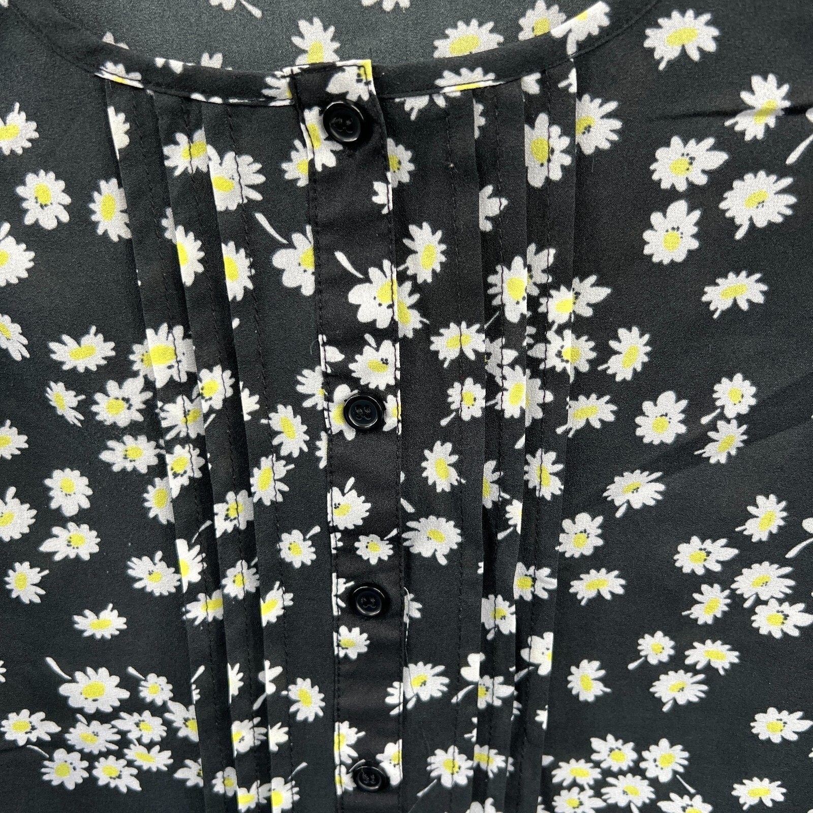 Mudd Womens Top XS Black Daisy Ditsy Floral Y2K Button Front Puff Sleeve Retro