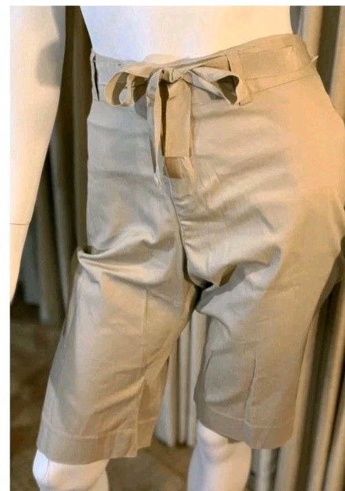 Jaclyn Smith Desert Khaki Beige Casual Walk Shorts Women 8 NWT Vintage K Mart