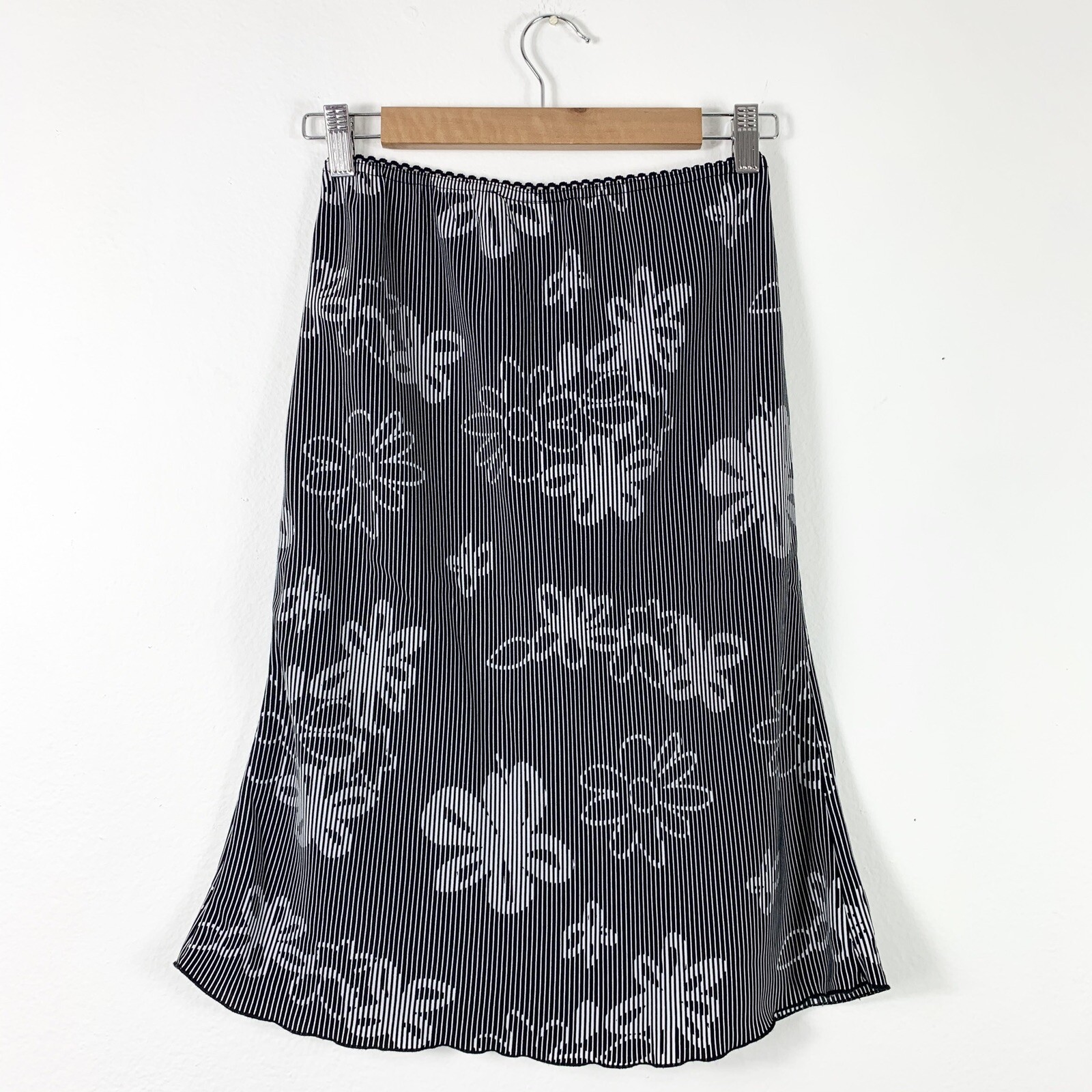 Vintage Skirt Small Petite New Horizons Montreal A Line Striped Floral Black