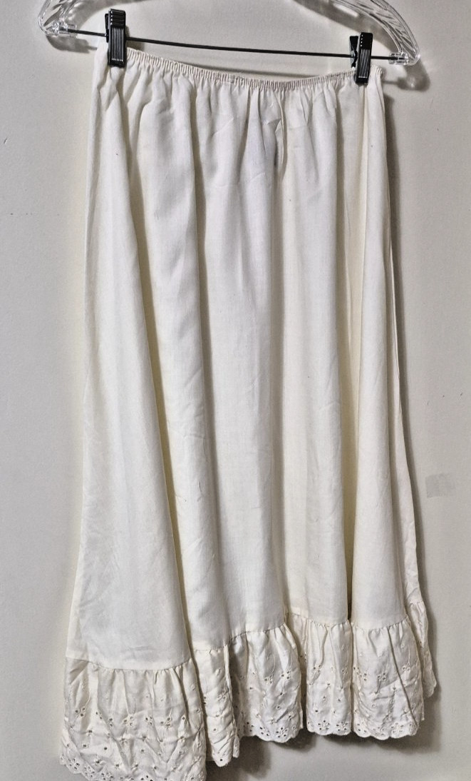 Vintage 70s You Babes White Cotton Skirt / Slip With Eyelet Ruffle size L