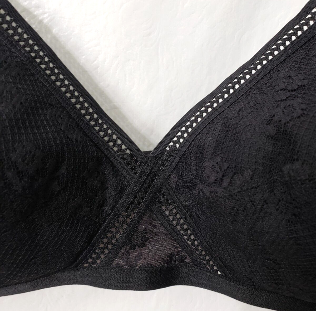 3 Avon Bra Bralette 38B 38 B Lauren Alexi Black Pink Tan Padded No Wire VTG 70s