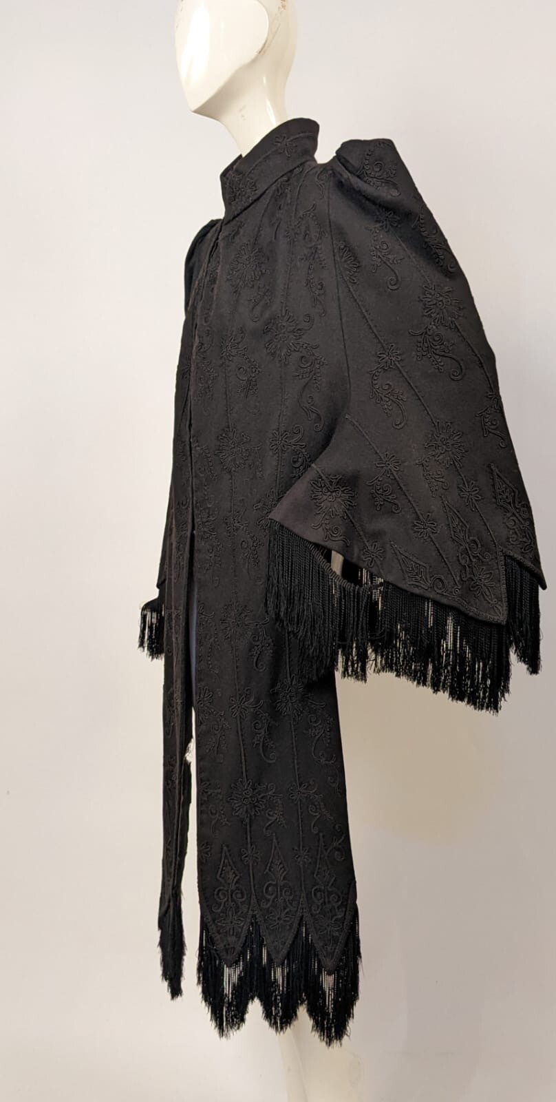 FANCIFUL VICTORIAN 1870’S BUSTLE BACK CAPE W RICH SOUTACHE + FRINGE ADORNMENT