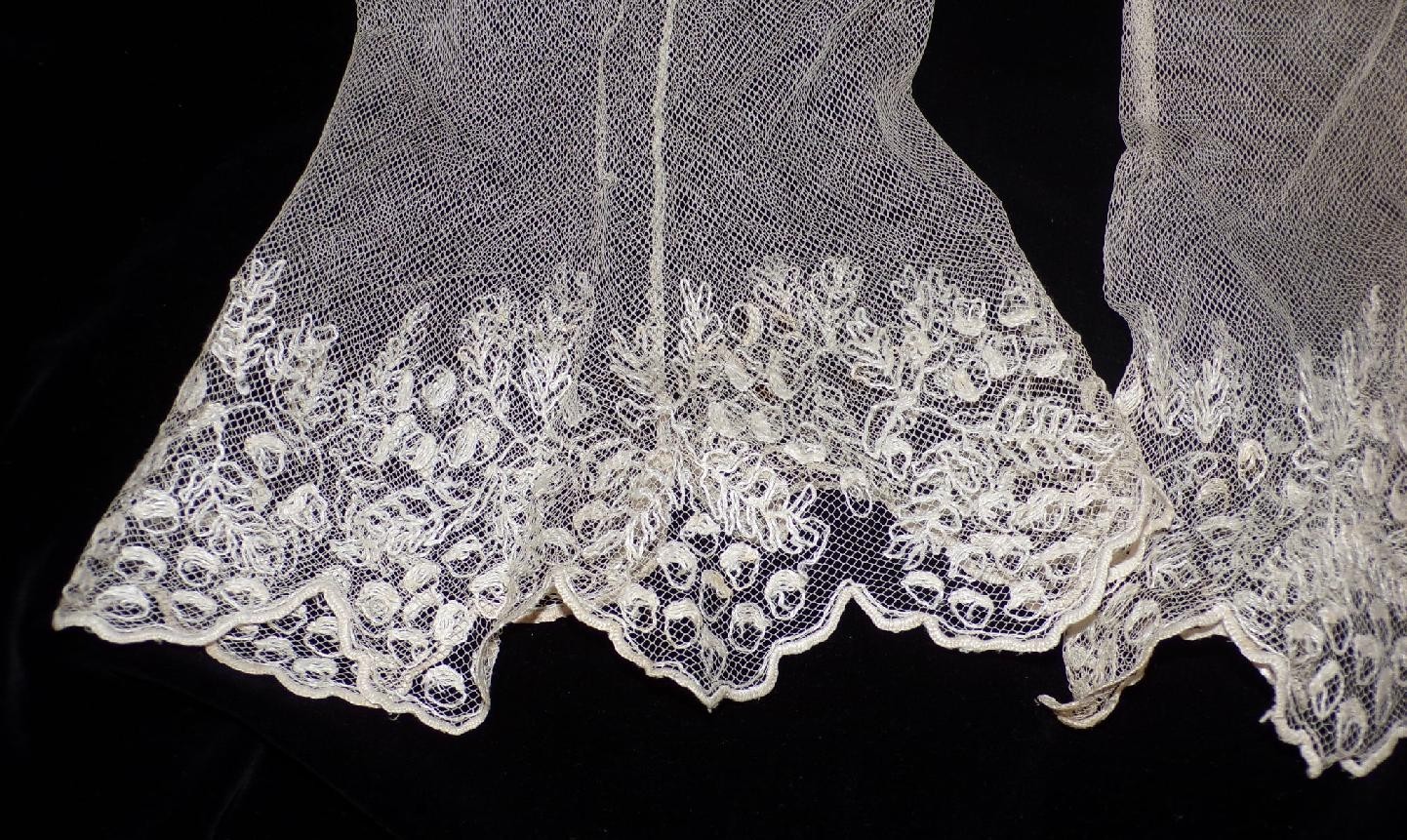 SUPERB ORIG EARLY 19TH C 1820 1830 REGENCY HAND MADE LACE SLEEVES 4 DRESS GOWN