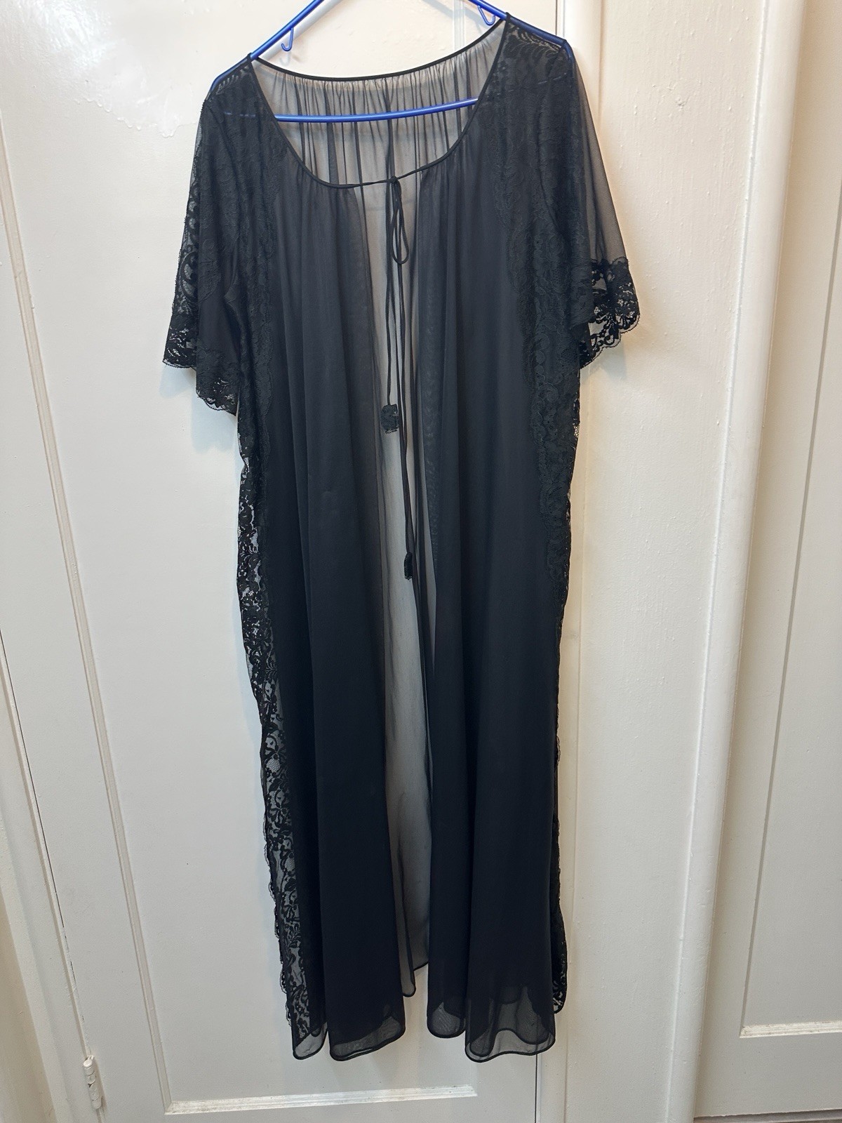 Vintage Black Sheer Lace Glamor Robe Whimsy Romantic Jackie O Glam L Unbranded