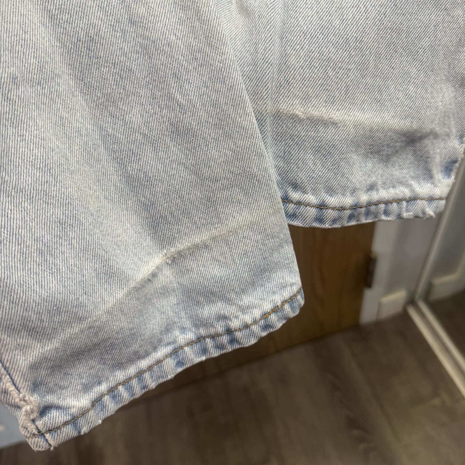 Vintage Levi’s 550 Jeans Women’s Relaxed Fit Tapered Leg Size 28 Made in Canada