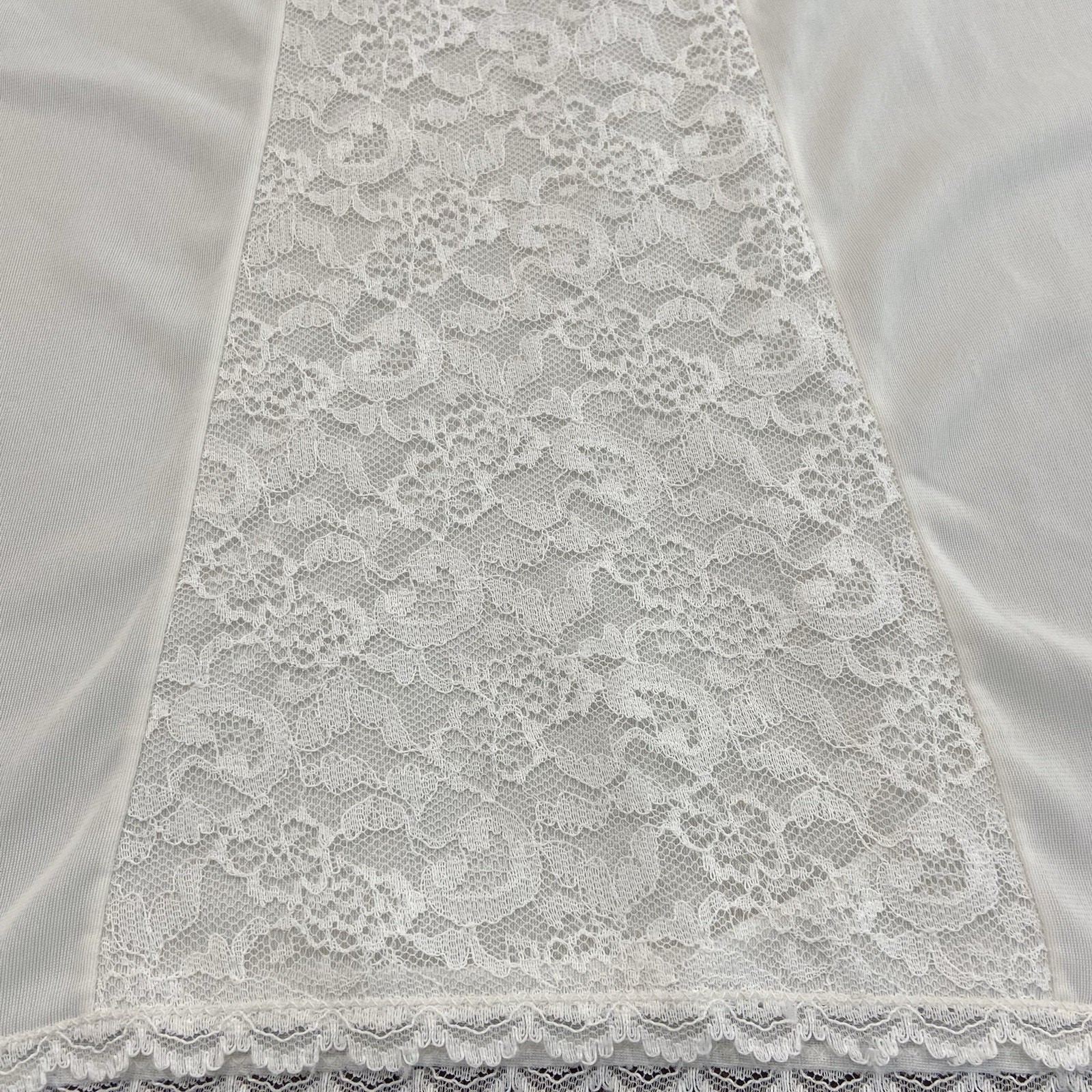 Vintage 60s Germany Mona White Nylon & Lace Wide Strap Full Slip Dress Size M