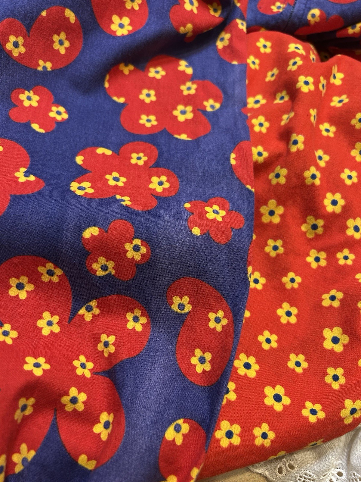 60s 70s Daisy Maxi Dress Flower Power Prairie Boho Peasant Sleeves 36 Inch Bust