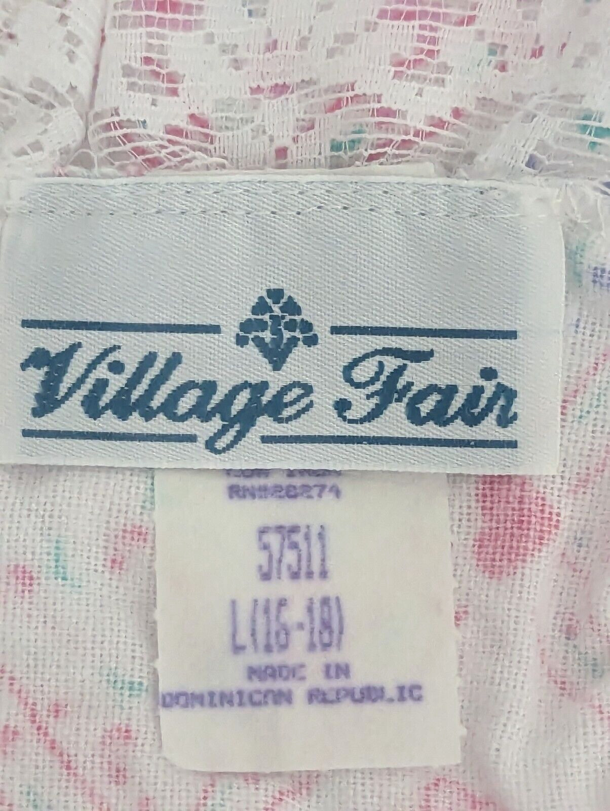 Vintage Village Fair Flannel Nightgown Womans L(16-18) Lace Hearts Flowers NOS