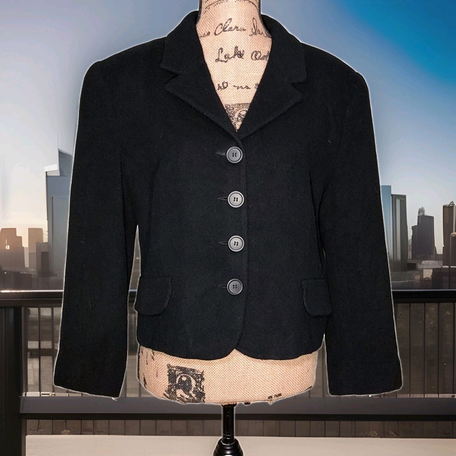 Vintage 80’s Cropped Blazer Wool/Cashmere Blend Metropolitan NY, 10001 – Size 10