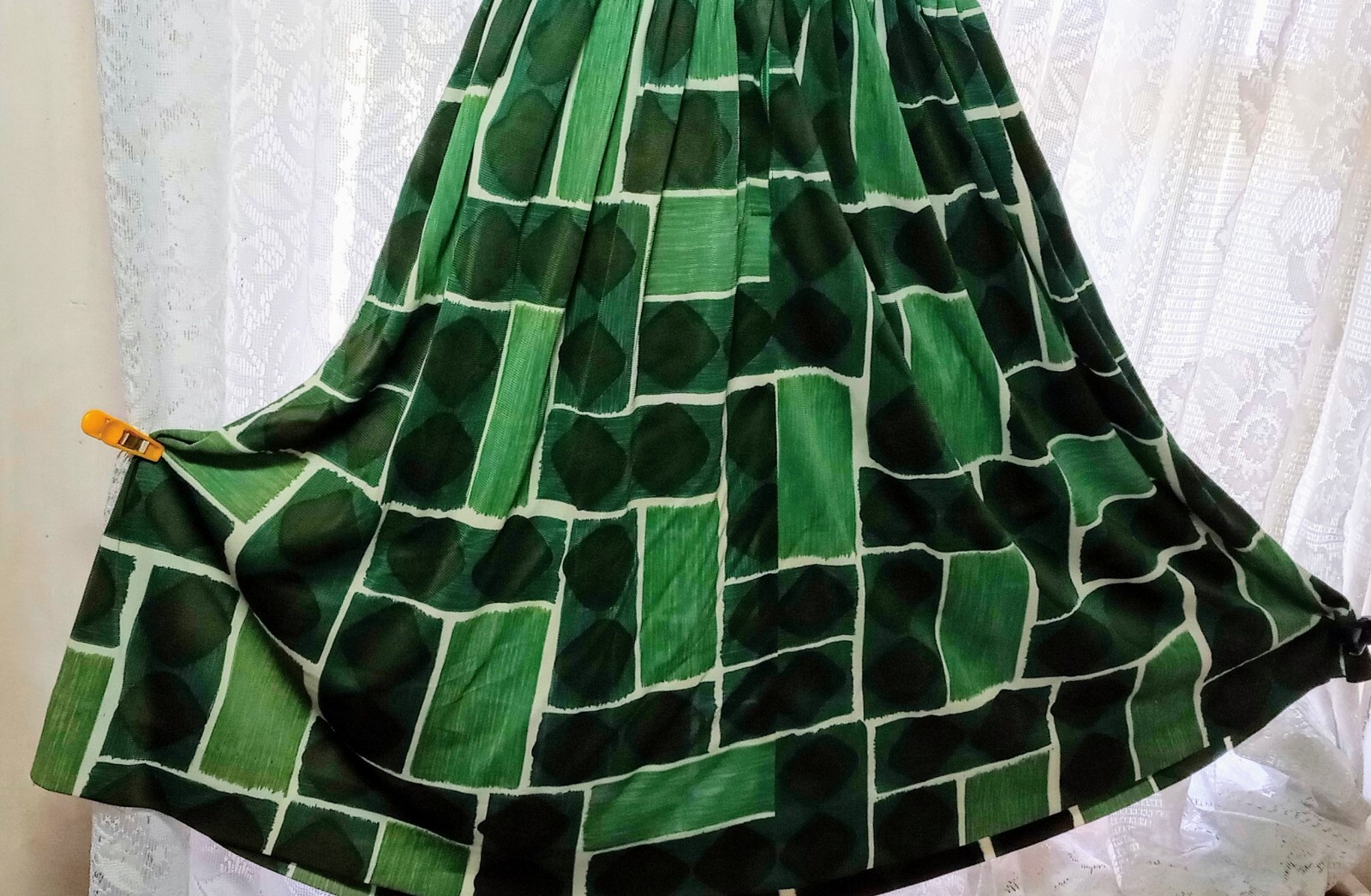 Vintage 60s Size 12 Geometric Nylon Zip Dress Gathered Pleated Skirt belt Loops