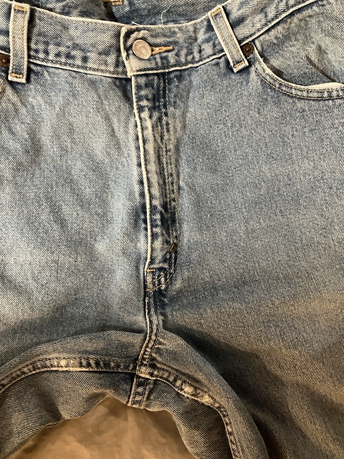 Levi Strauss 550 Jeans Size 12 MIS Relaxed Fit Tapered Leg Light Wash Denim