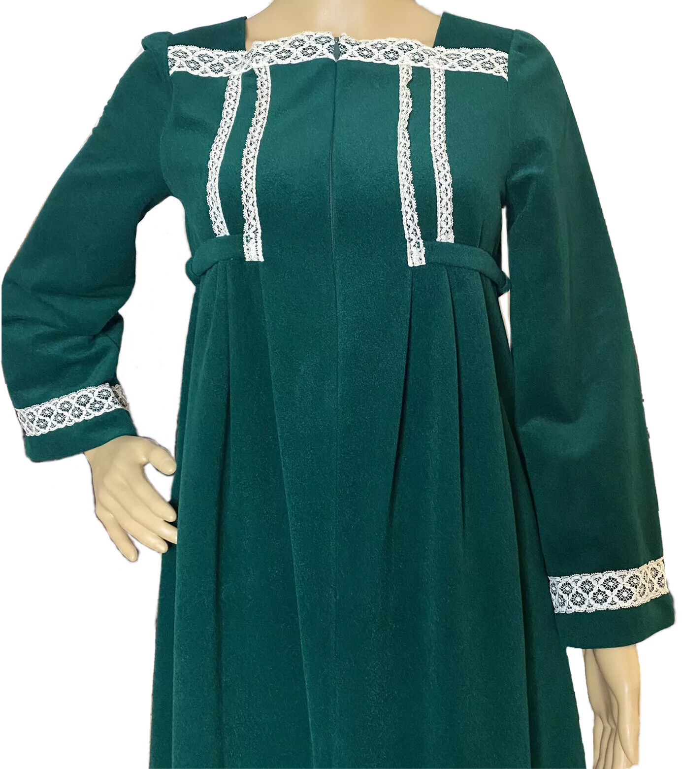 70s Vassarette Long Green Velour Lace Accent Small 7 Vtg Housecoat Loungewear