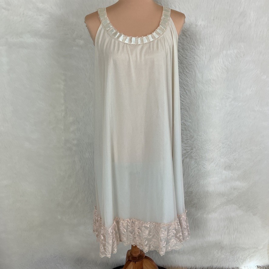 Vintage 50s Odette Barsa Ivory, Blue & Pinkish Ivory Lace Trim Nylon Nightgown L