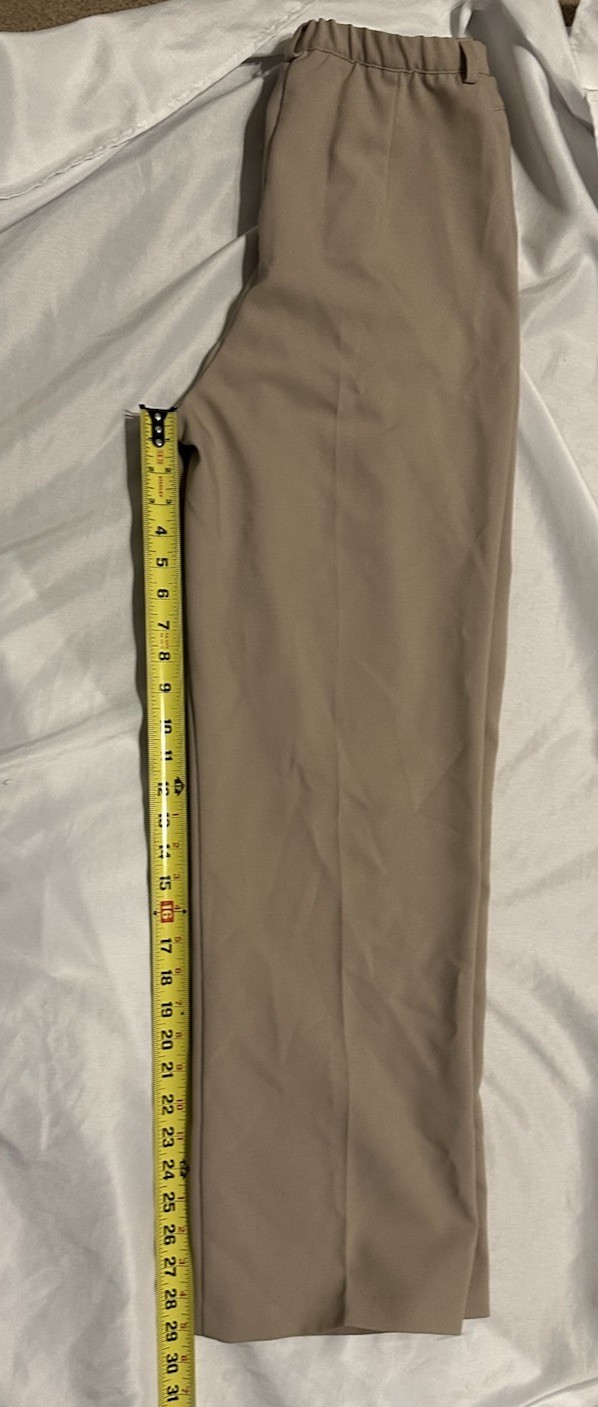 Liz Baker Women’s Tan Polyester Pleated Trousers size 10 with Belt