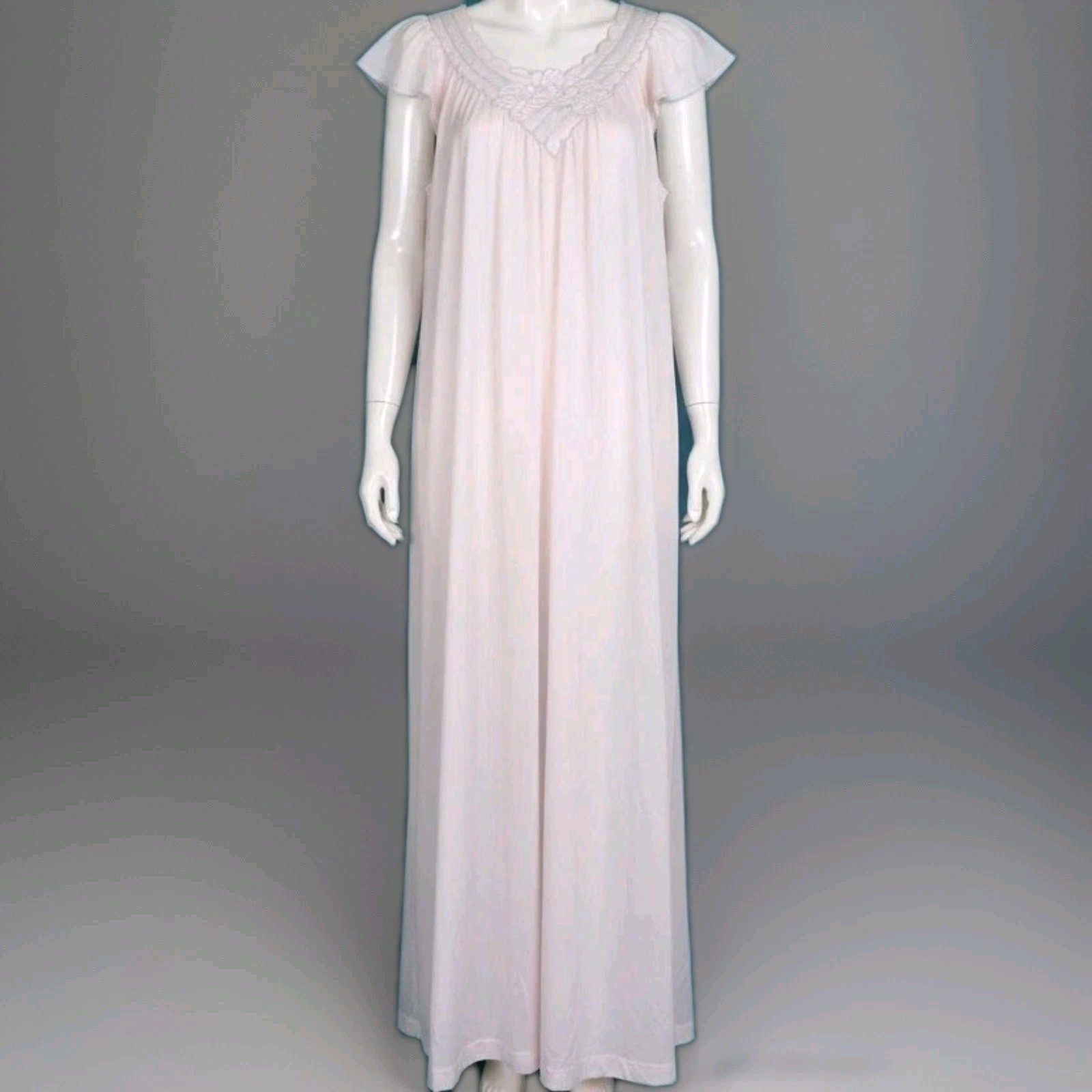 VTG SHADOWLINE Long Nylon & Lace Nightgown Gown Dress Lingerie USA Soft Pink