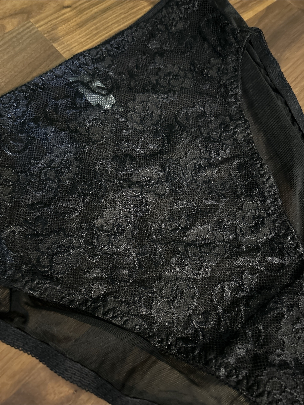 Vtg. Fashion Bug String Bikini Panties Size 8 lace floral mesh hi cut Black