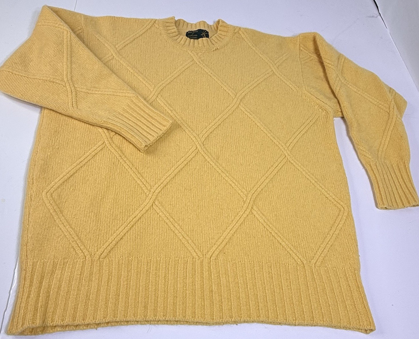 Vintage Barker of Scotland Cashmere Yellow Diamond Knit Sweater 48in M/L