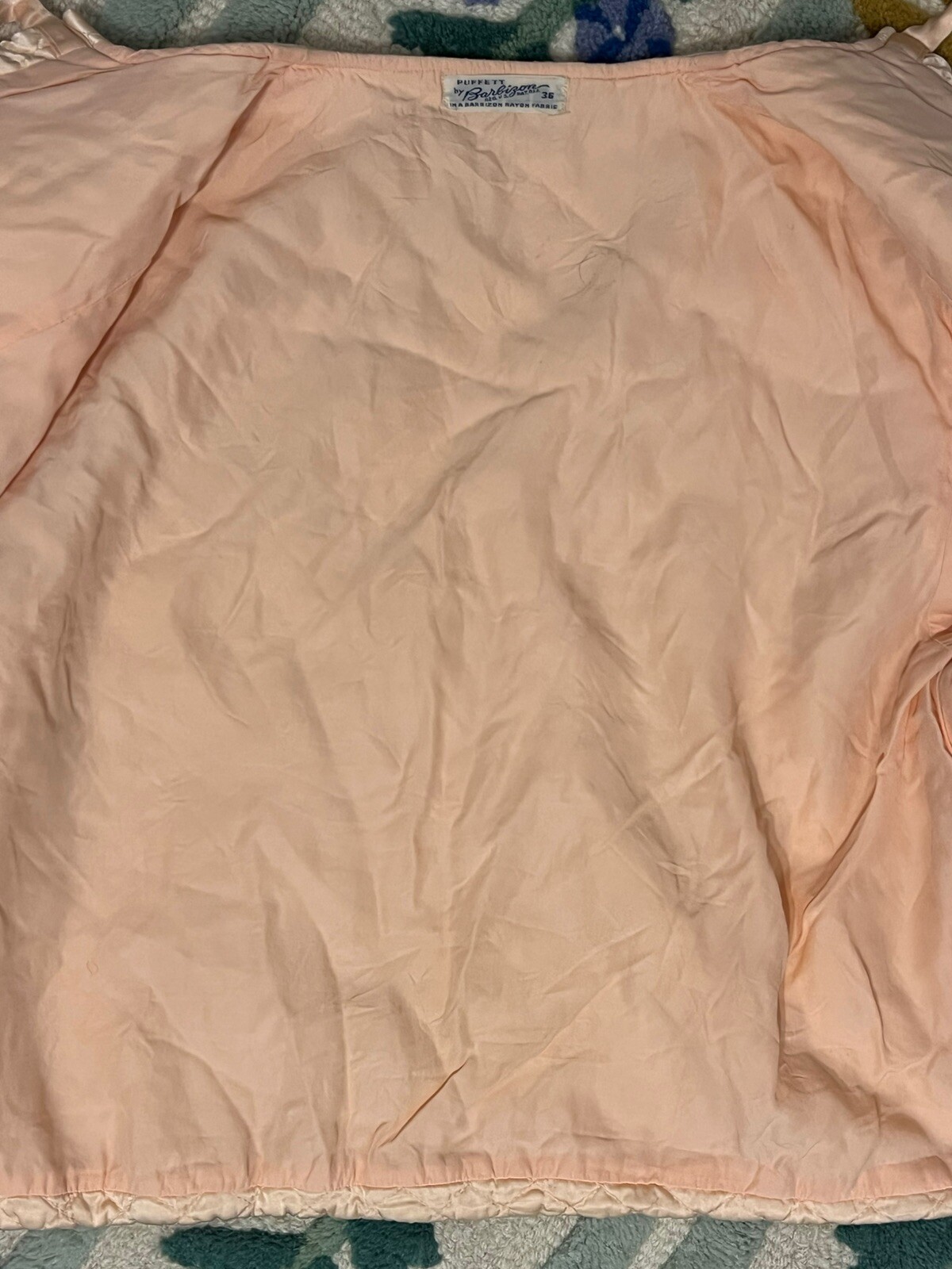 Vintage 1950’s Barbizon Peachy Pink Quilted Rayon Bed Jacket 3/4 Sleeve 36 M