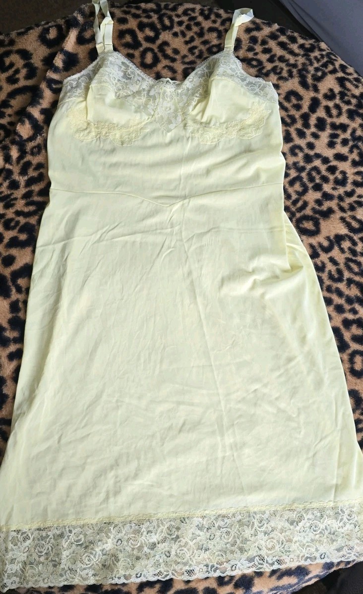 Vintage Warners Lace Top Nightgown Slip Vintage Size 36