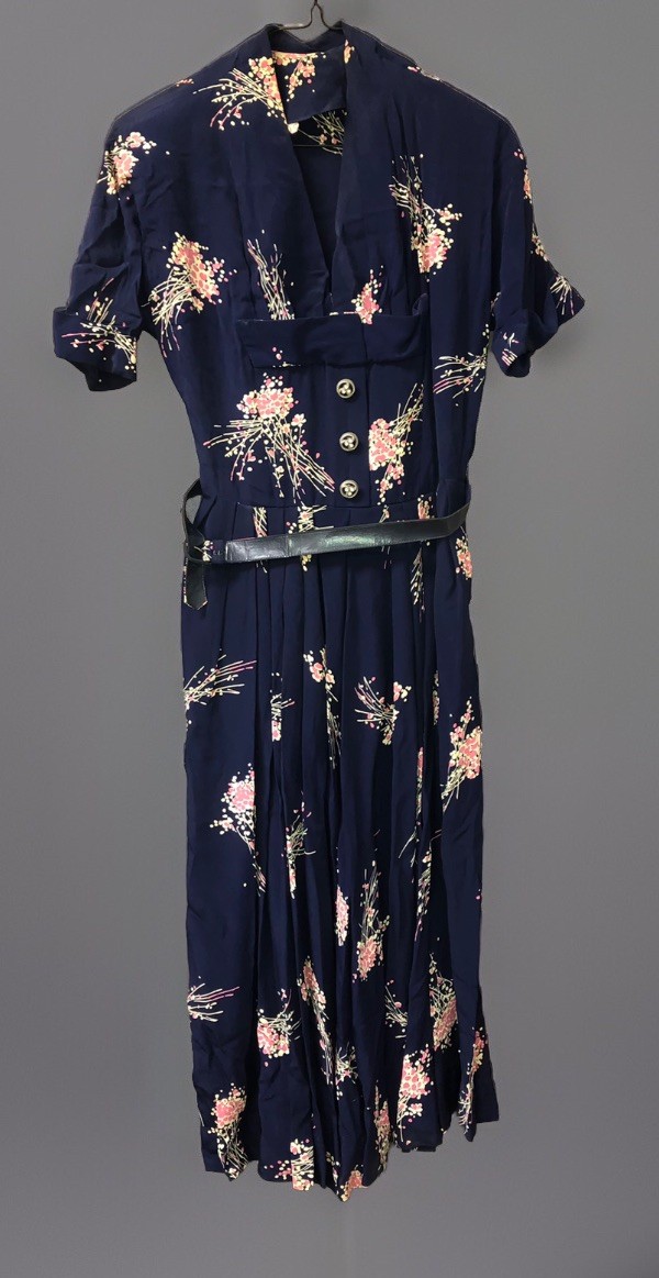 Beautiful Vintage 1930s 1940s WWII Era Blue Floral Rayon Dress w/ Belt sz 12