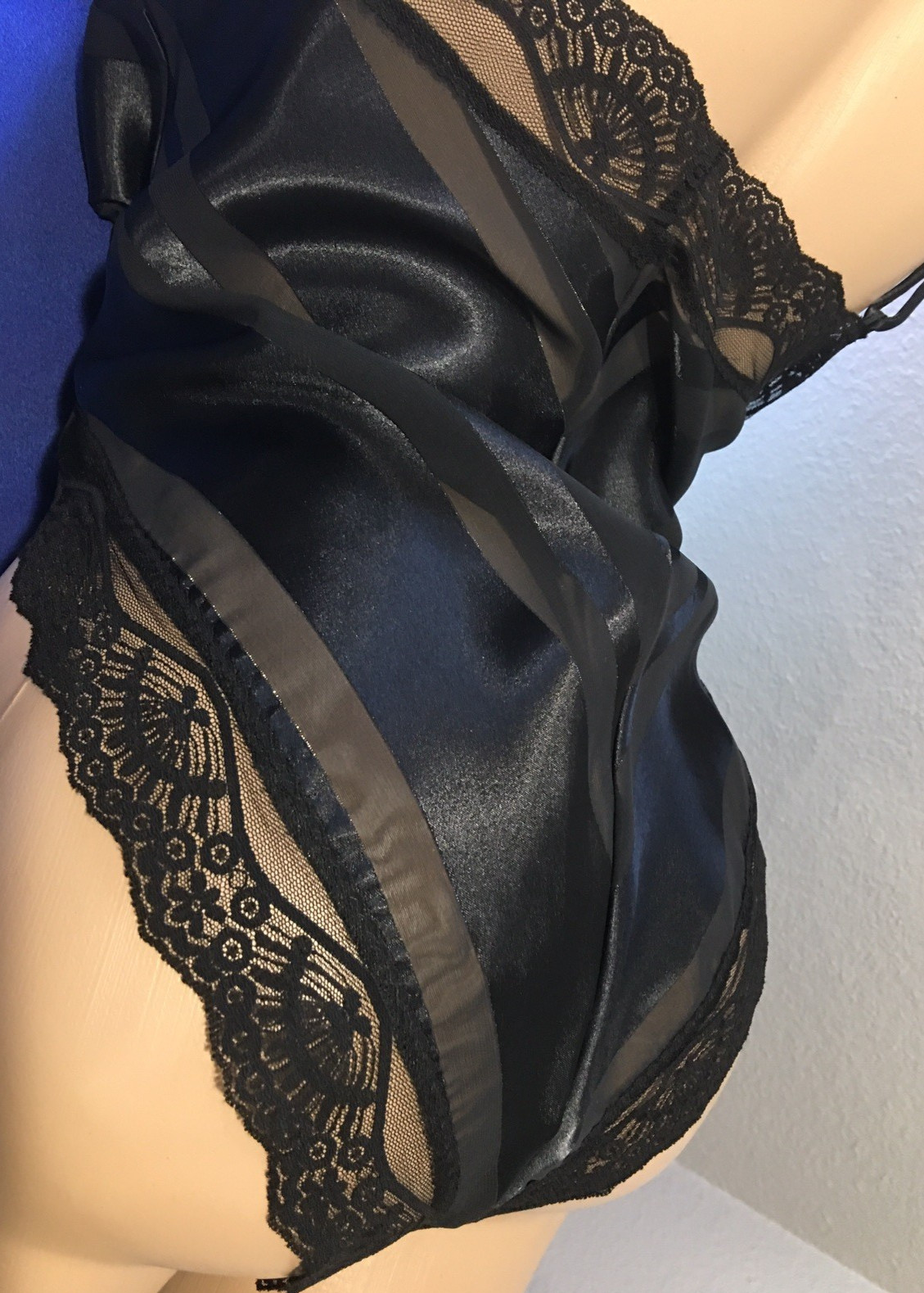 Maidenform Vintage Black Lace Satin Teddy Lingerie S USA