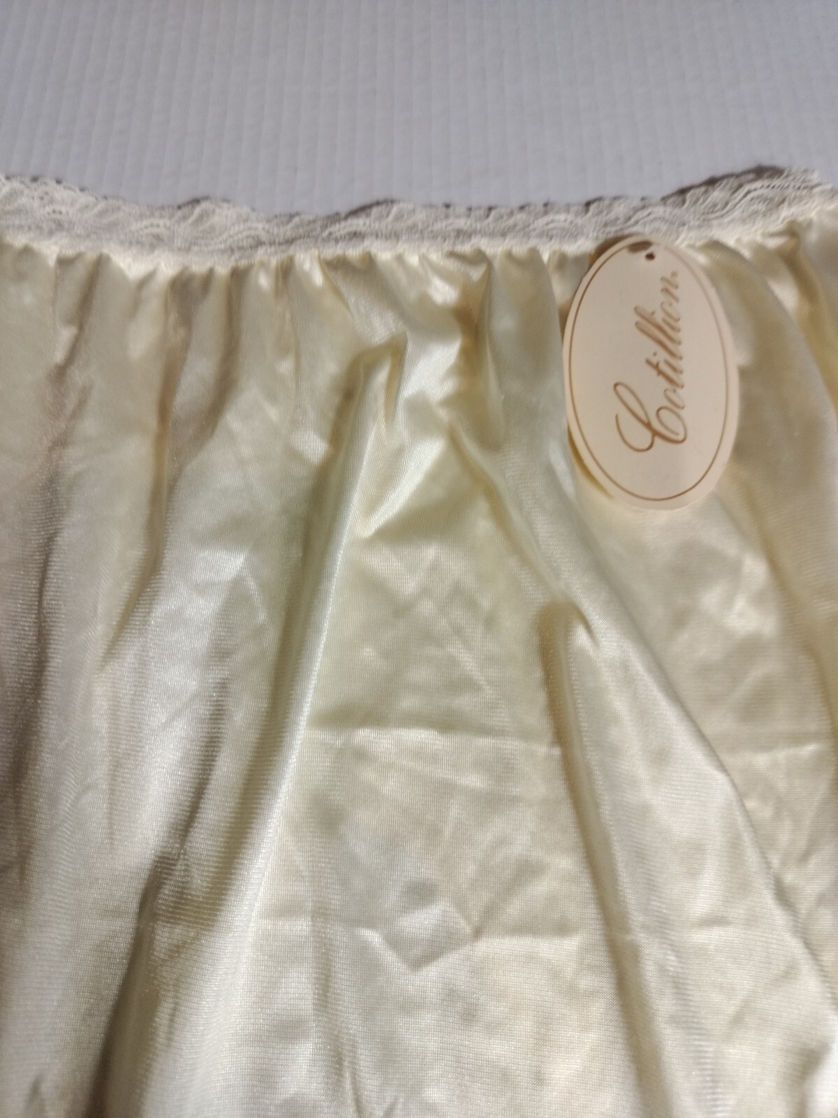 Cotillion nylon lace Candle Brief Yellow panties granny Sz 8 Hip 43″ 44″ Vintage