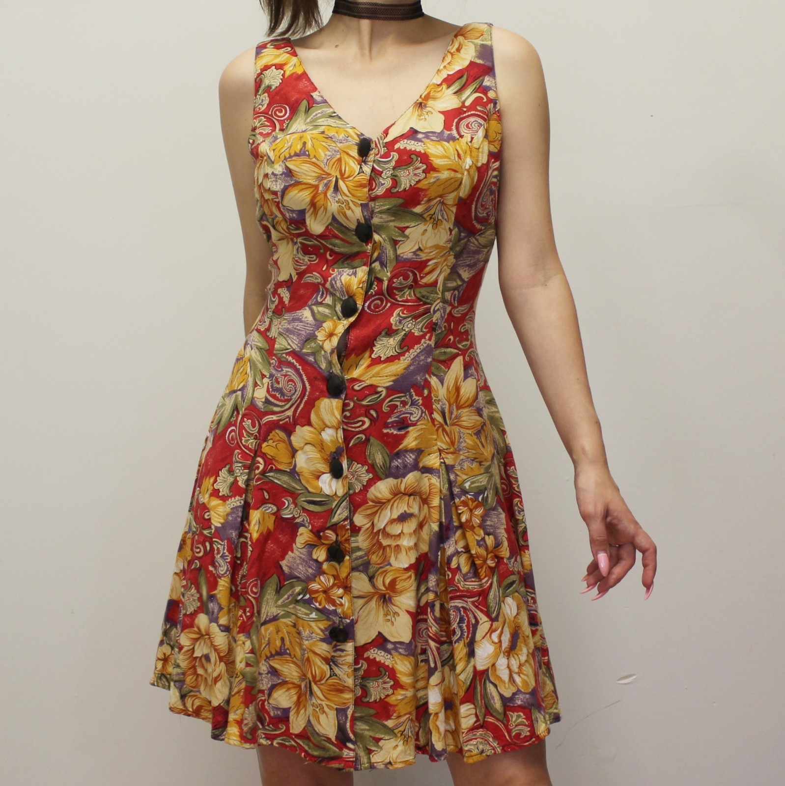 Vintage 90s Sleeveless Floral Mini Dress by Ariana