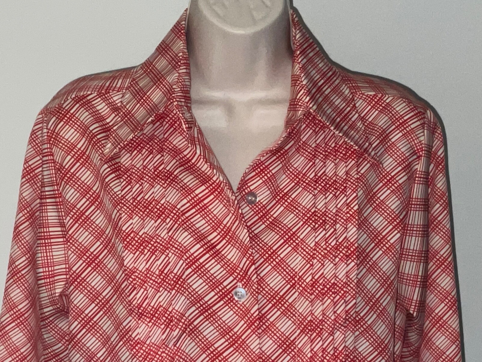 Vintage STYLED by TERRY CHICAGO Red & Ivory White Plaid Pleated Front Shirt Top