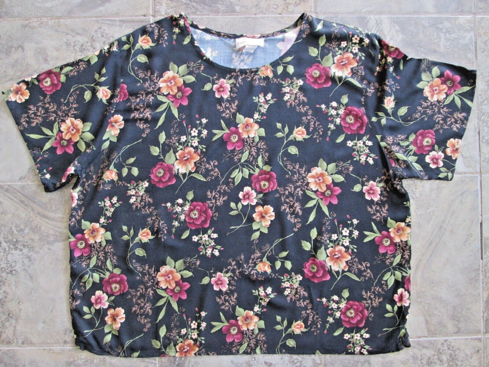 Vintage CONFETTI Women’s 3X Plus Shirt Blouse Boxy Black Floral Rayon Blend
