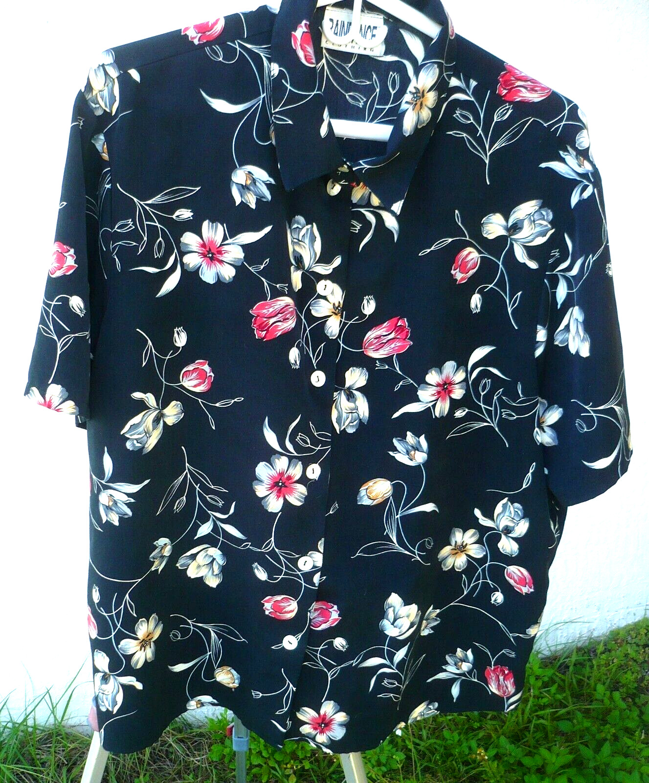VTG 80S 2X IVORY RED FLORAL IRIS TULIP BLACK SILKY BUTTON UP SHIRT BLOUSE LADY