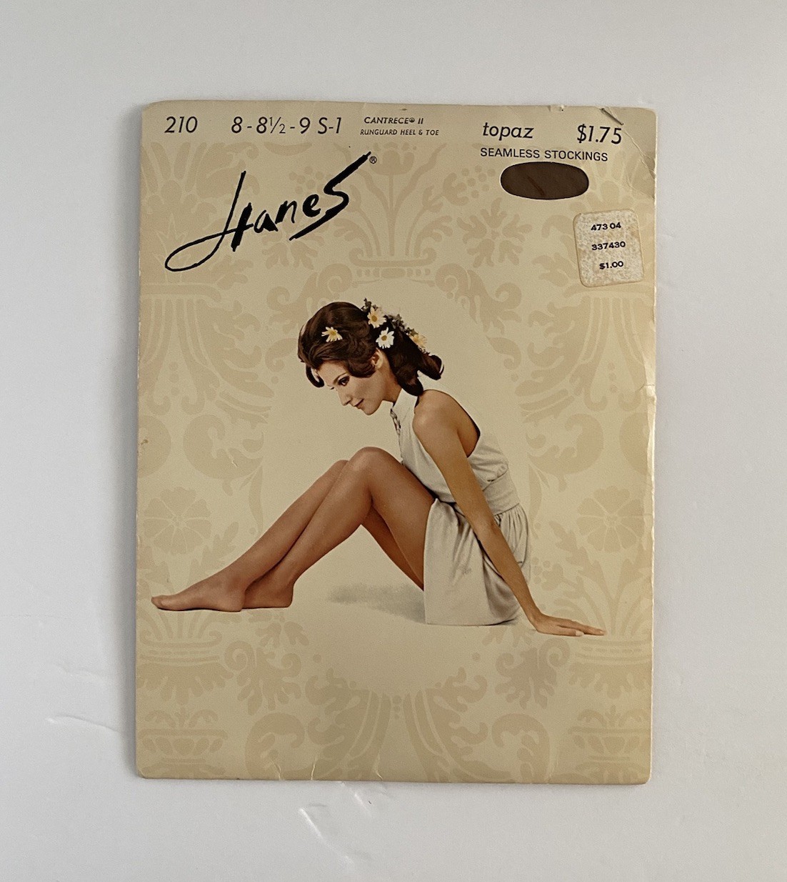 *Vintage Hanes Seamless Stockings “TOPAZ” 210 8 – 8 1/2 – 9 S – 1 Short NOS!