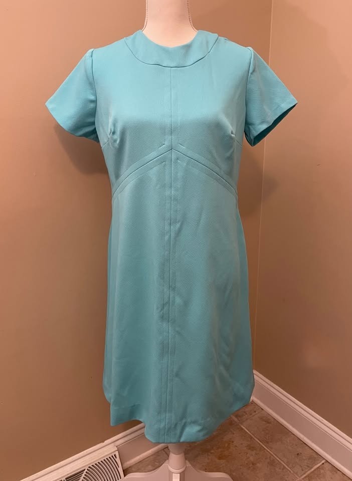 Vintage 1960s Mod Shift Dress Aqua Blue Turquoise Size L/16 Retro Go-Go Mad Men