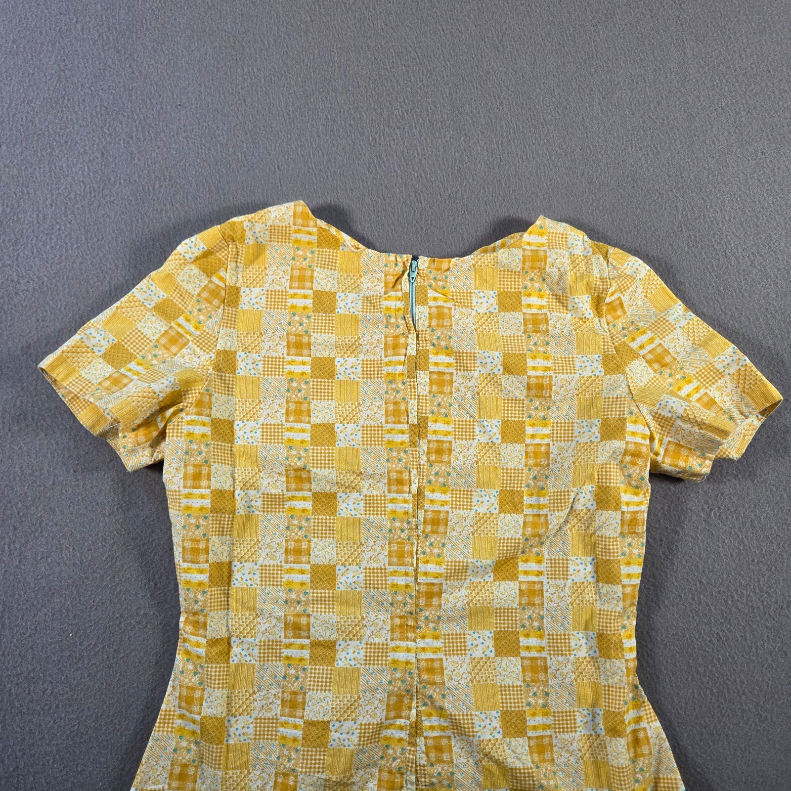 Vintage 60s Dress Womens Small Yellow Plaid House Short Sleeve Midi Mod Cotton