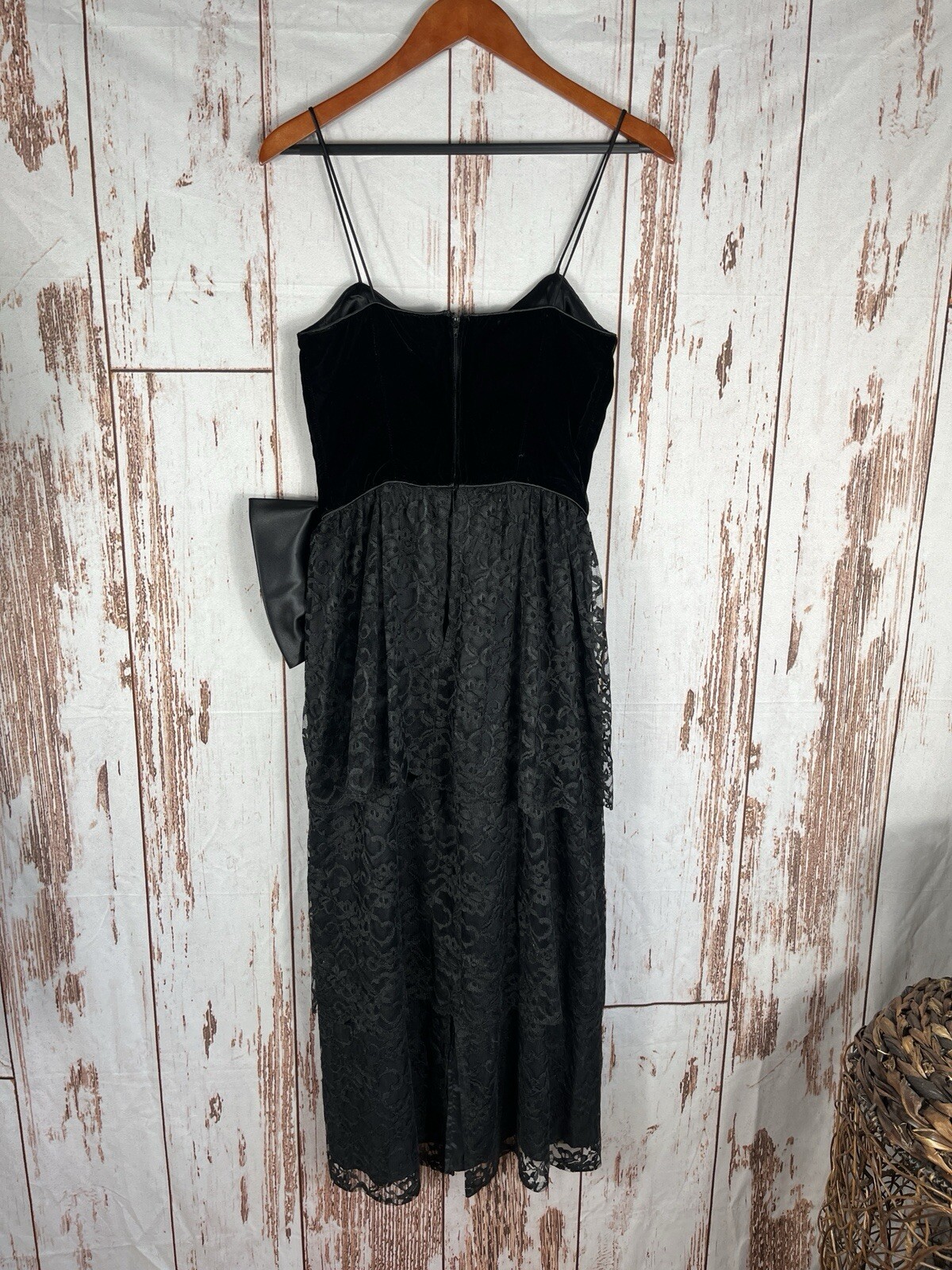 Vintage Pantagis Black Velvet Lace Bow Dress Womens Goth Romantic Sz 3/4 XS