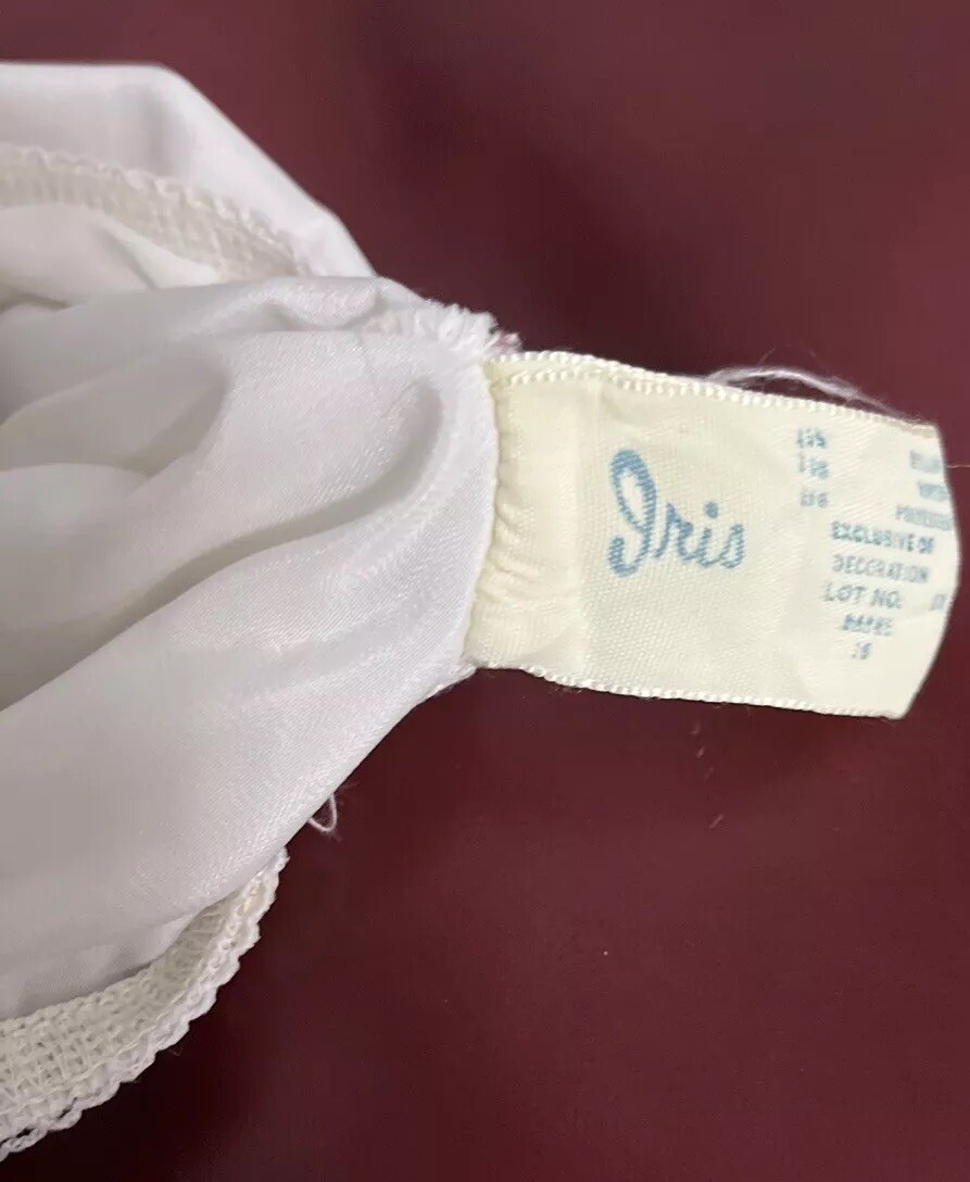 Vintage Bert Yelin for Iris Very Rare USA Satiny Half Slip Embroidery Lace Large