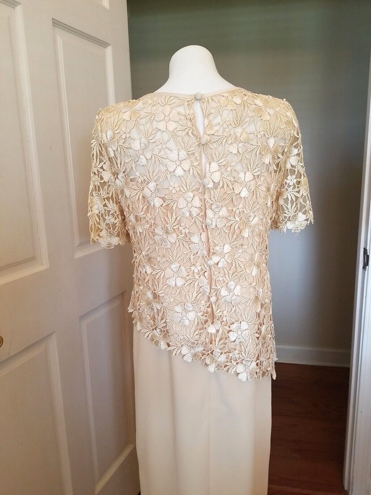 Vintage Sz. 12, 80s Wrap Gown W/Floral Lace Event Wedding Romantic, Soft Yellow