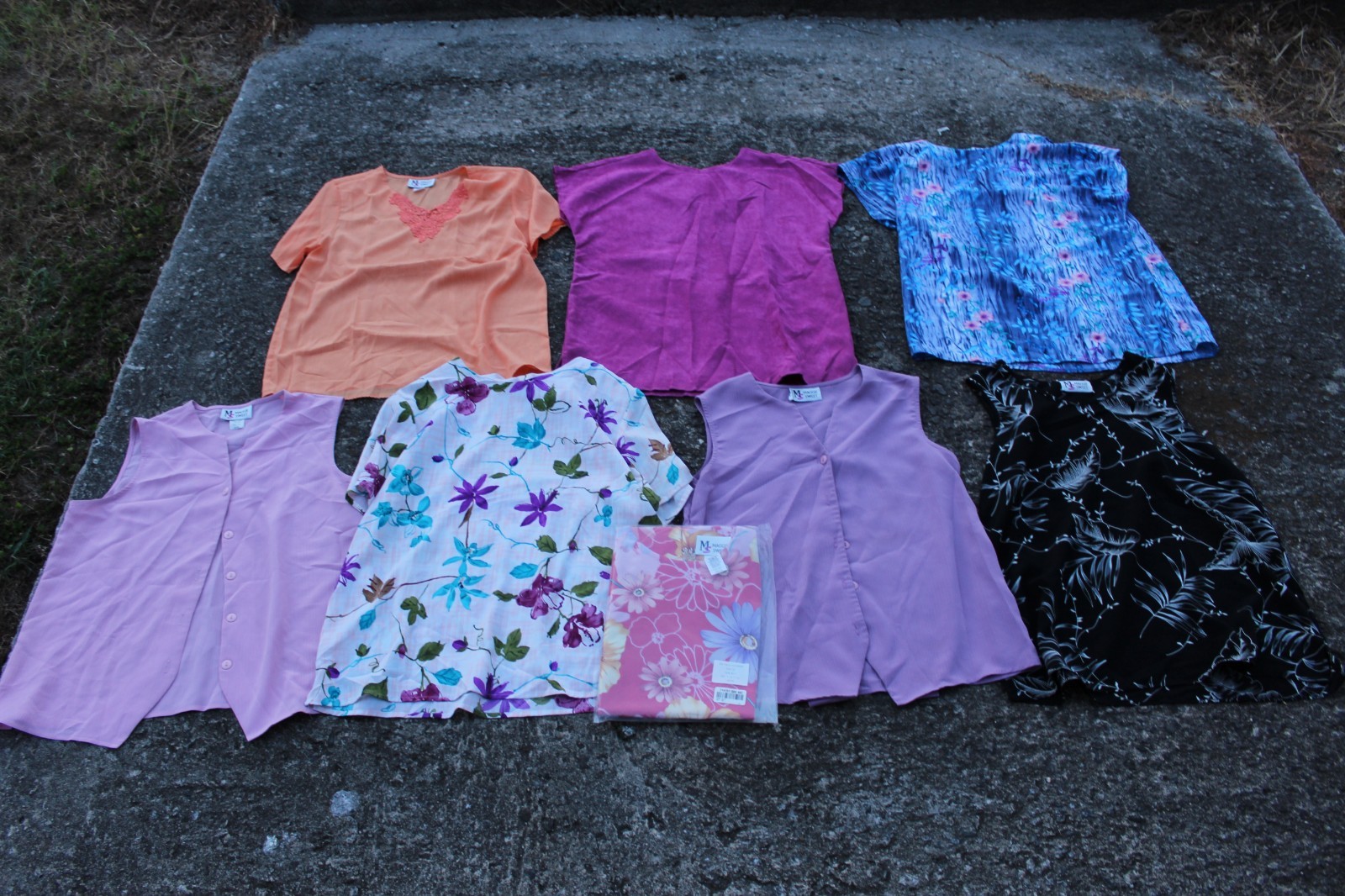 (8) Vintage 90s Granny SHIRTS Maggie Sweet Size M/L Variety Colorful Summer NICE