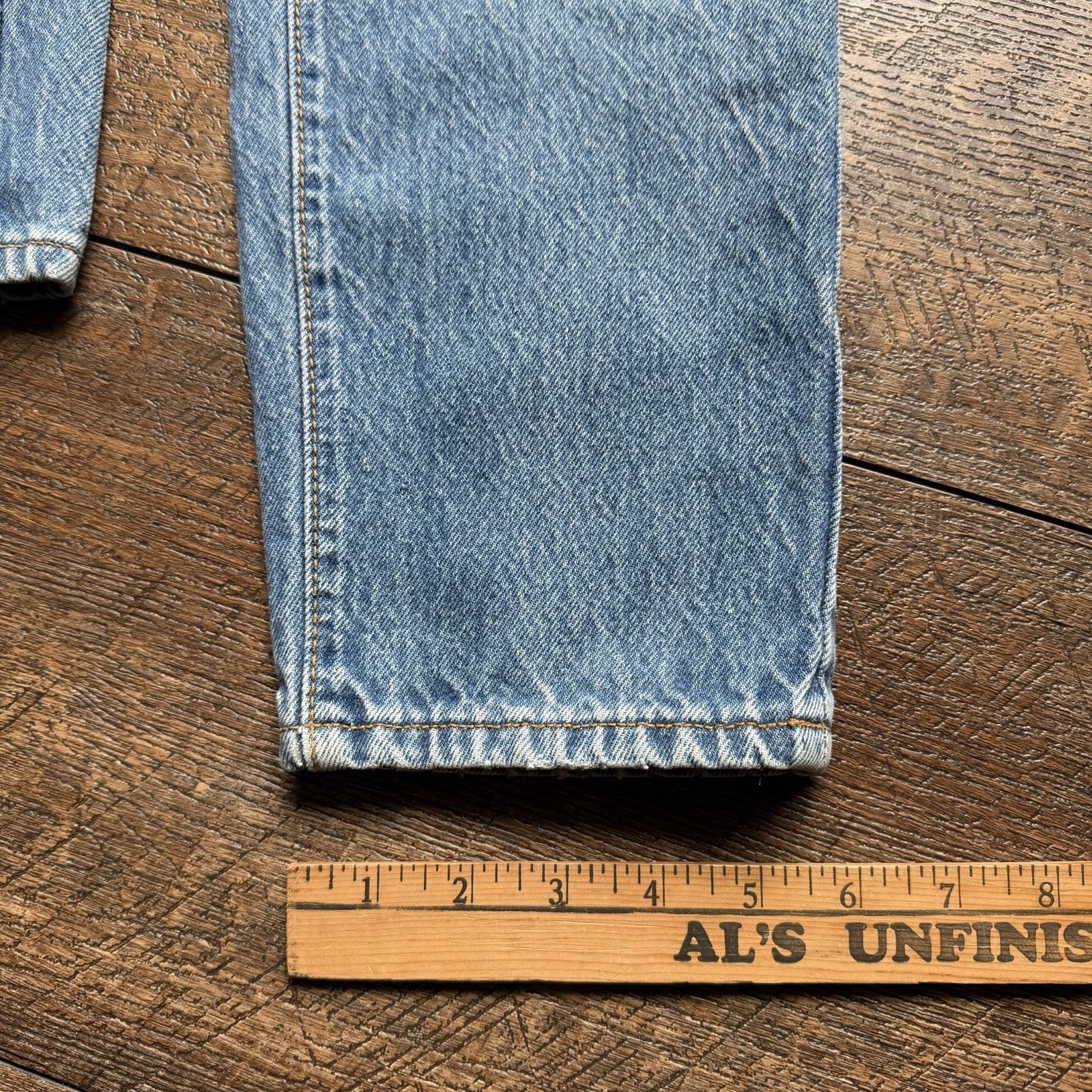 Vintage 1980’s Womens 7 (24”) Levis 544 Made In USA Worn Light Wash Jeans