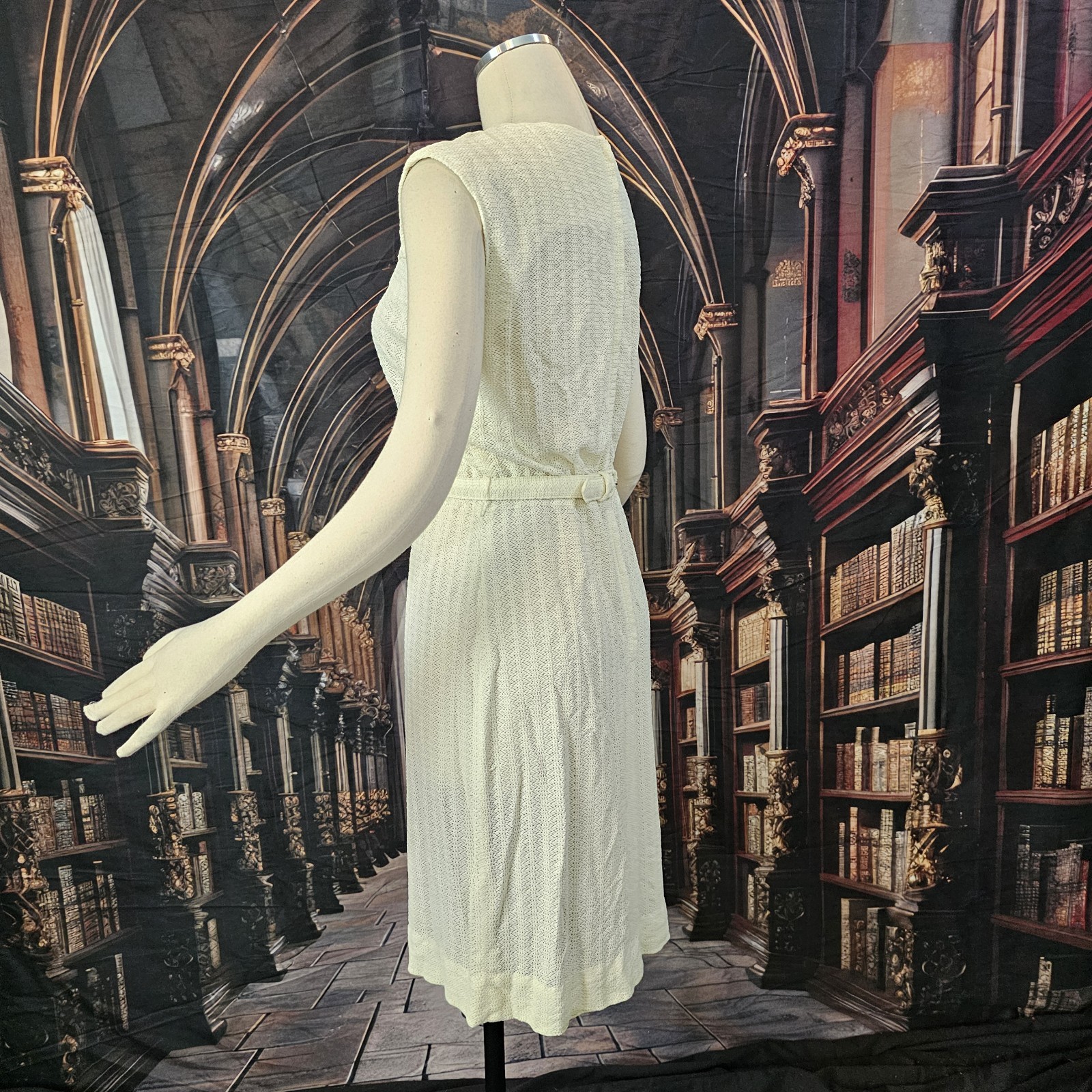 Vintage 1960’s Dress Shift Cream Knit Belt Sleeveless Retro Pinup