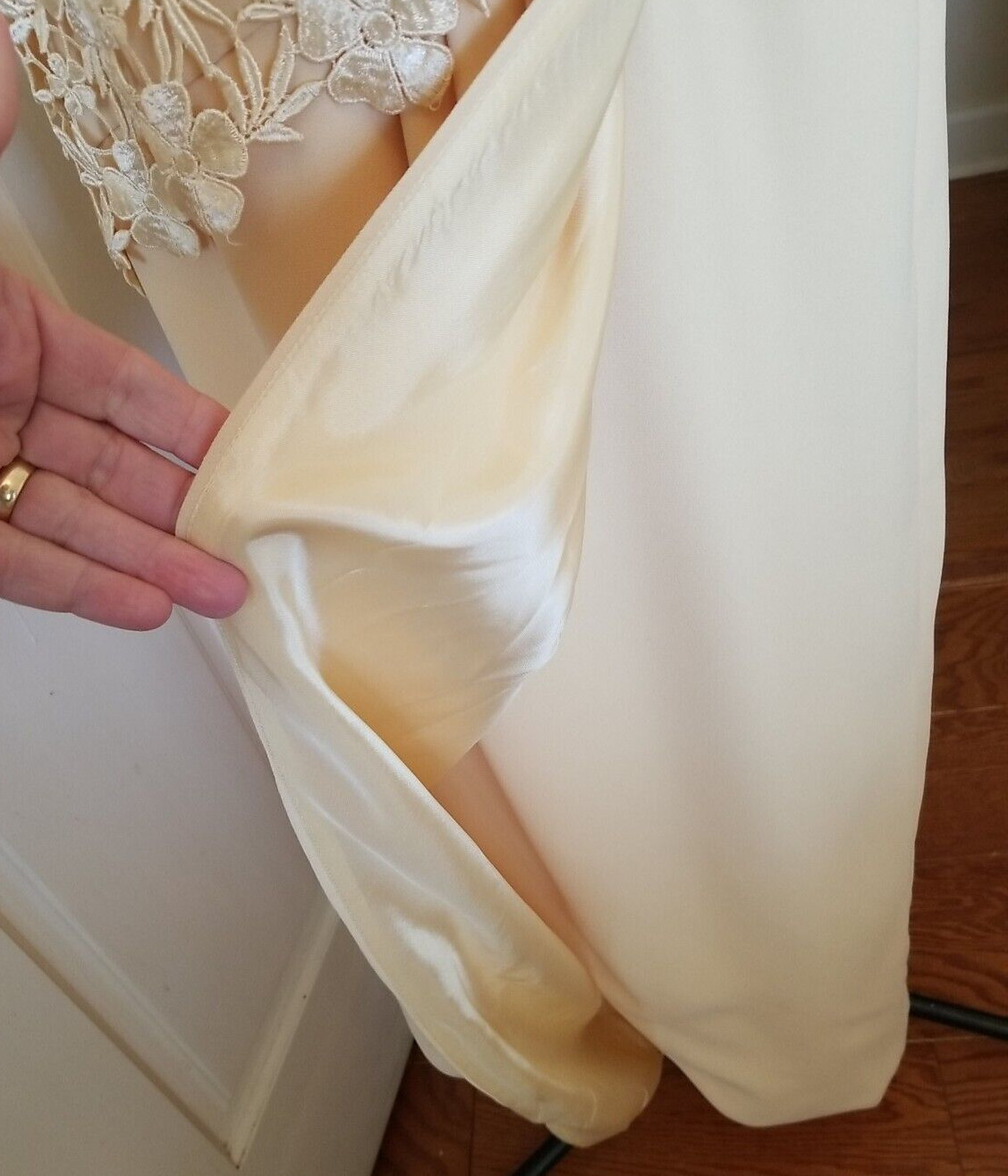 Vintage Sz. 12, 80s Wrap Gown W/Floral Lace Event Wedding Romantic, Soft Yellow