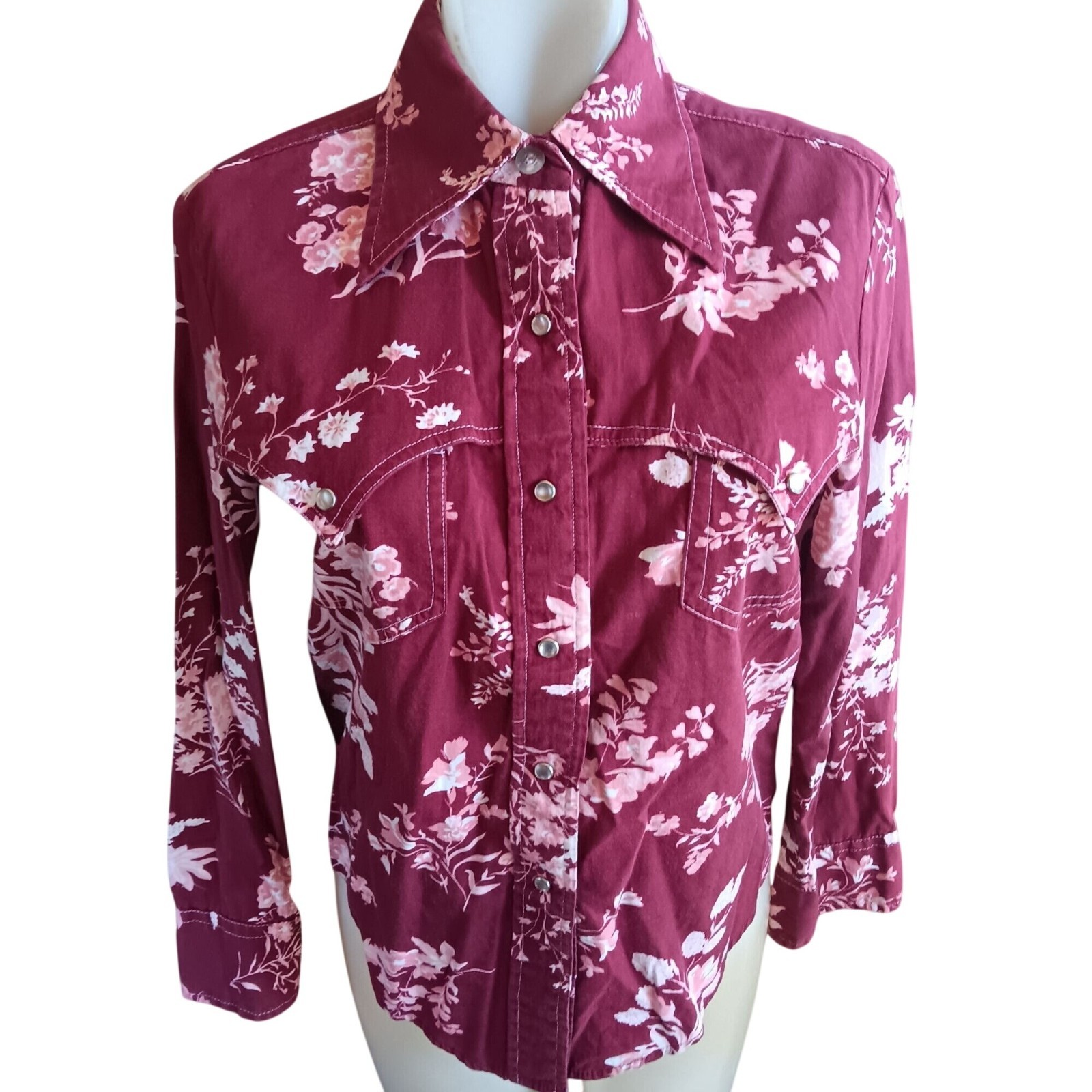 True Vintage Lee Cowgirl Western Shirt Medium 1970’s Boho Hippy Floral Snap USA