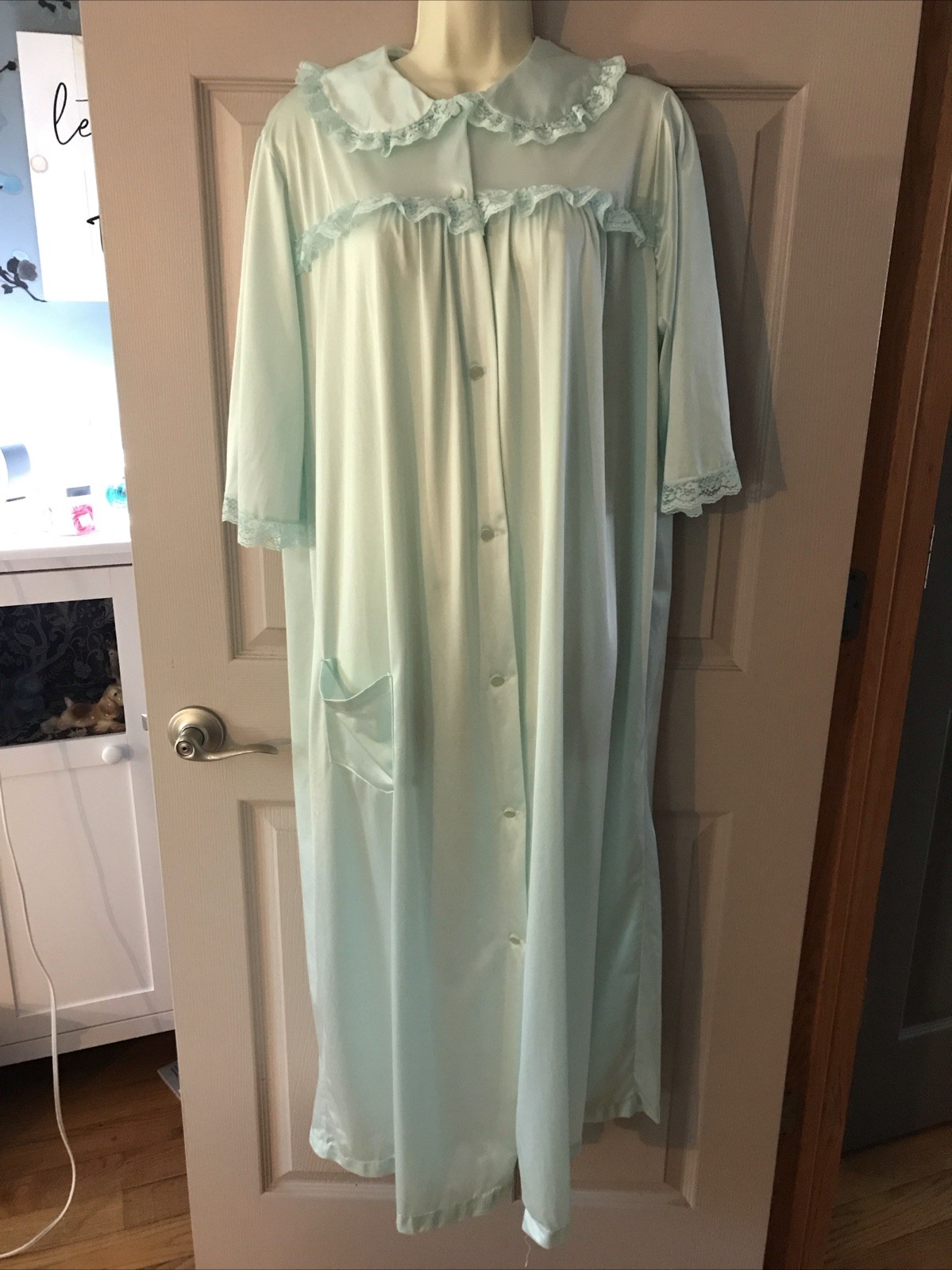 Vintage Nancy King Lingerie Size XL House Coat Robe