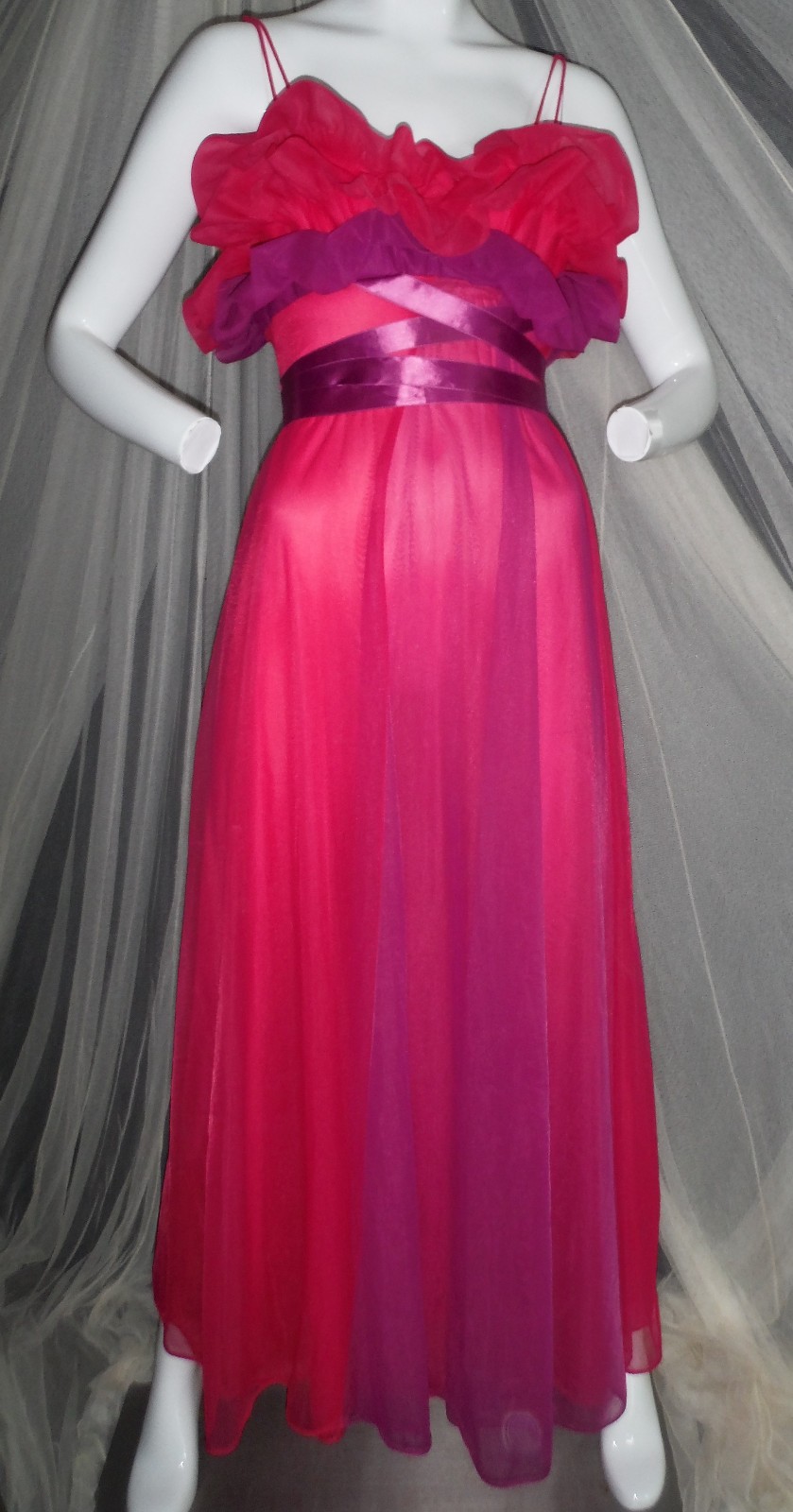 GORG! VTG Chiffon Purple & Magenta lined Maxi Gown Flowing Ruffles Amazing! Sm