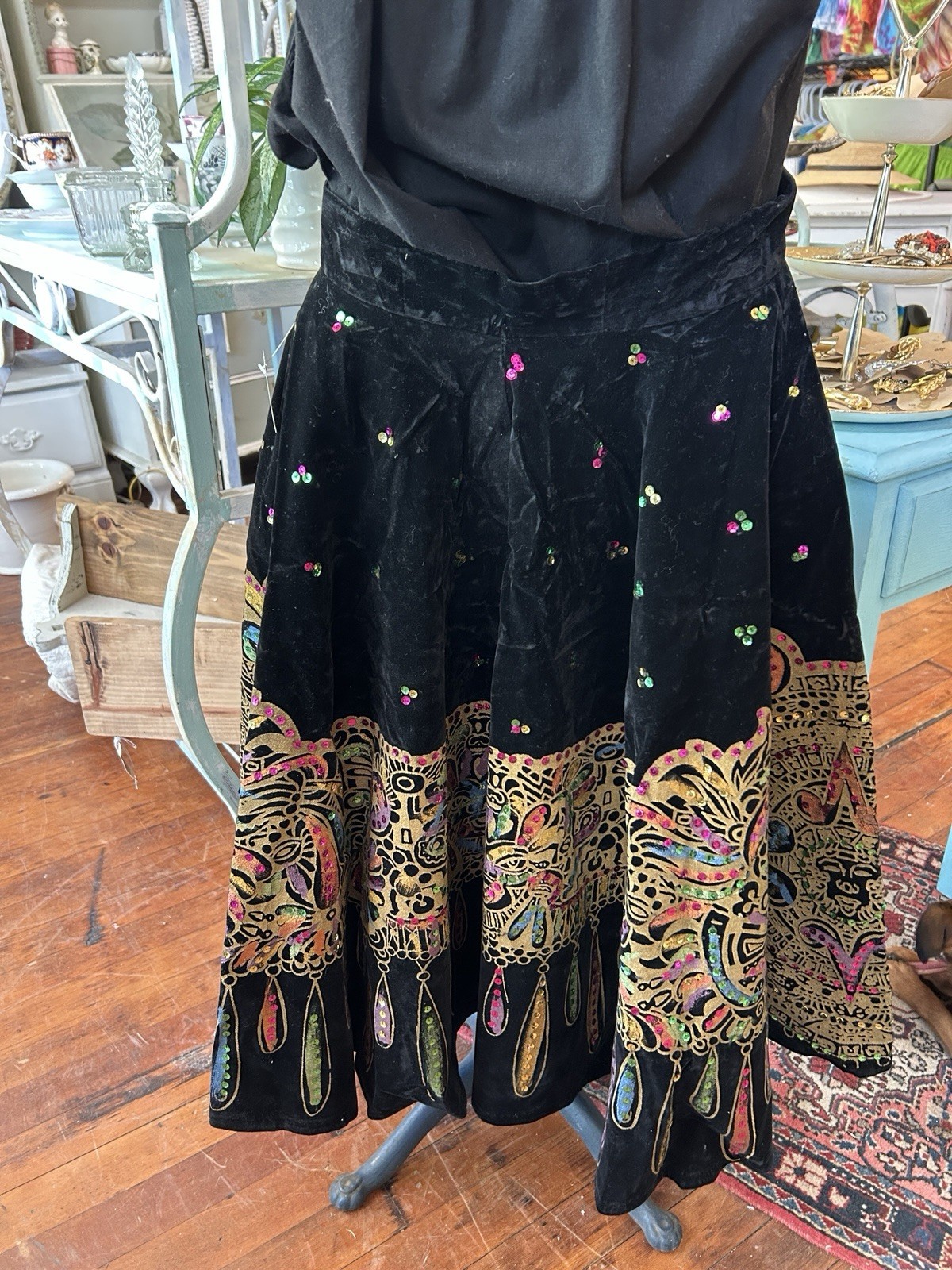 Vintage Mexican Velvet Folklorico Skirt/Blouse Set Cinco de Mayo Top 116″ Sweep