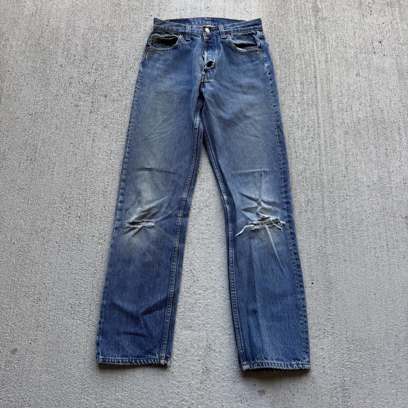 1980s Distressed and Faded Levi’s 501s Jeans 26×29
