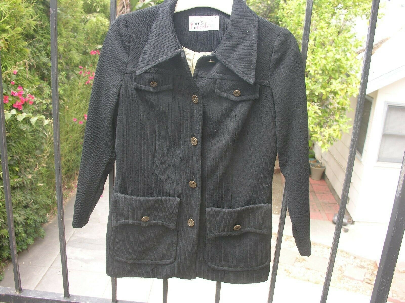 Vintage Woman’s 1950’s Jacket Petite Pins and Needles label